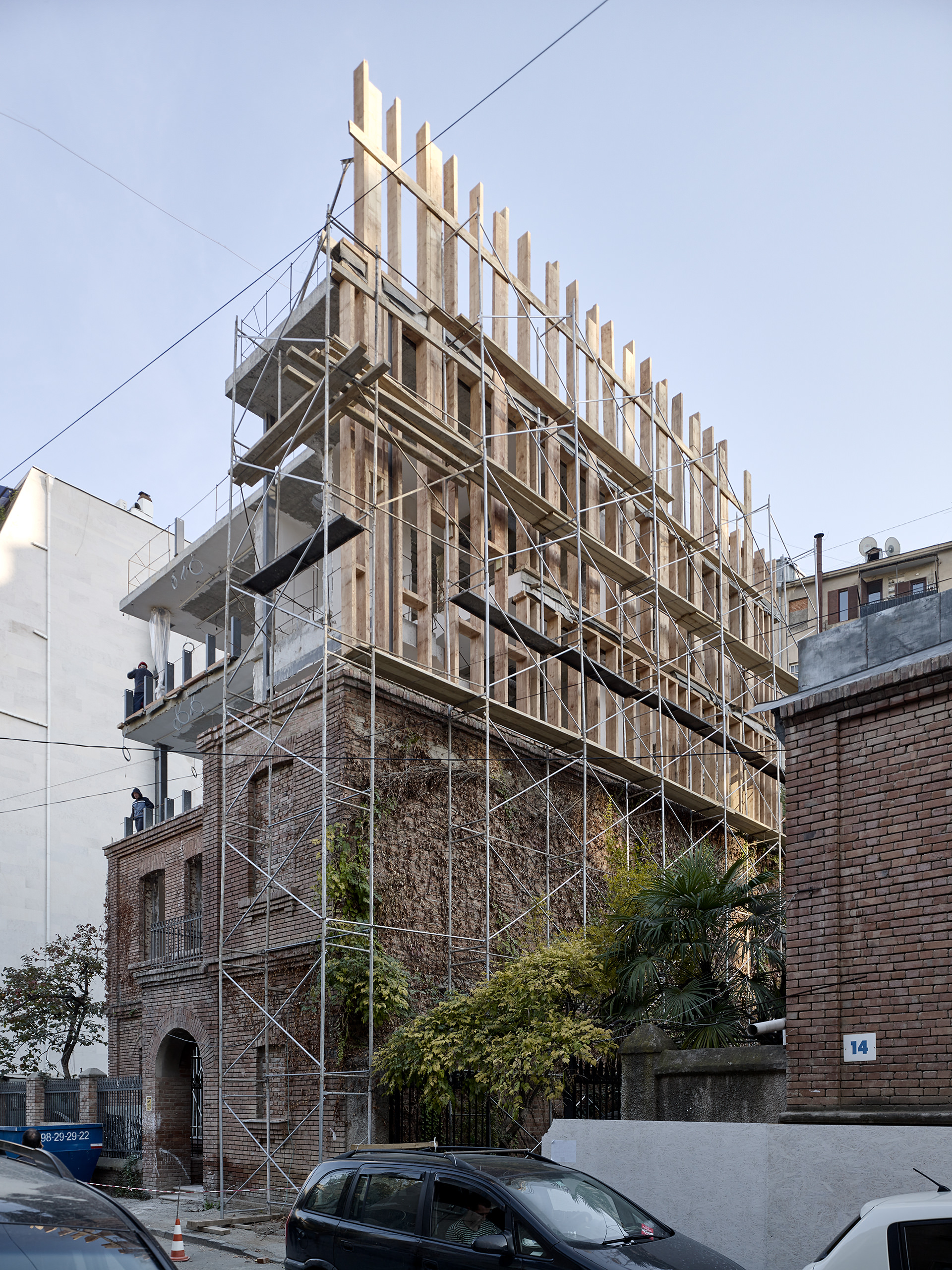 E17650 · documentation October 2018